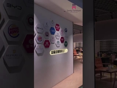 Металлический стул для ресторанов с кожаной подстилкой