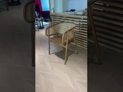 Ореховый лакированный 0,3cbm Ресторан тростниковый столик с подлокотниками