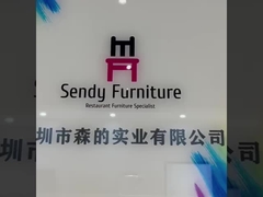 Стол без рук из фанеры из орехового дерева с подстилочным сиденьем для использования в ресторане